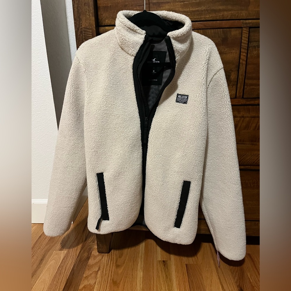 Hollister Sherpa Jacket Medium